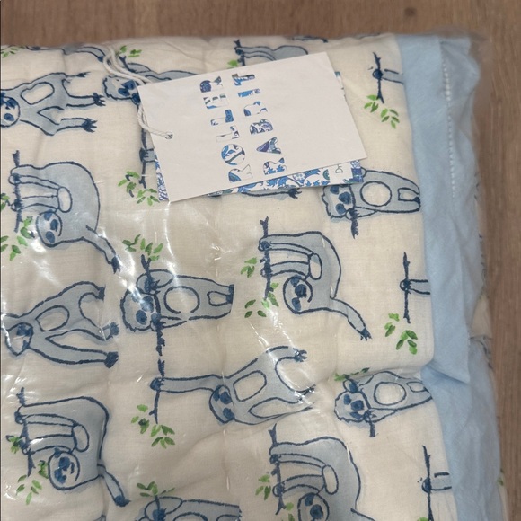 Roller Rabbit Sleepy Sloth Baby Quilt BLUE - Picture 3 of 5